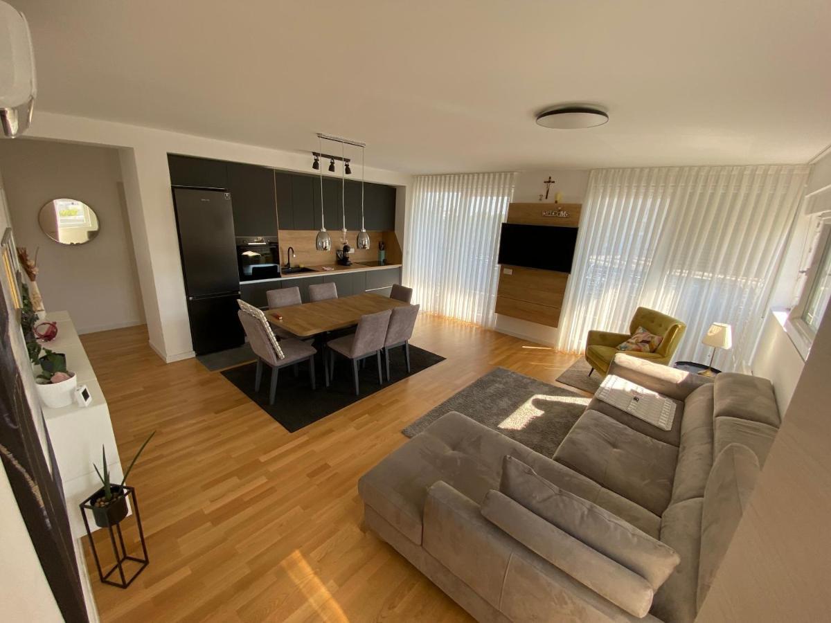 Apartment King With Private Parking ザダル エクステリア 写真