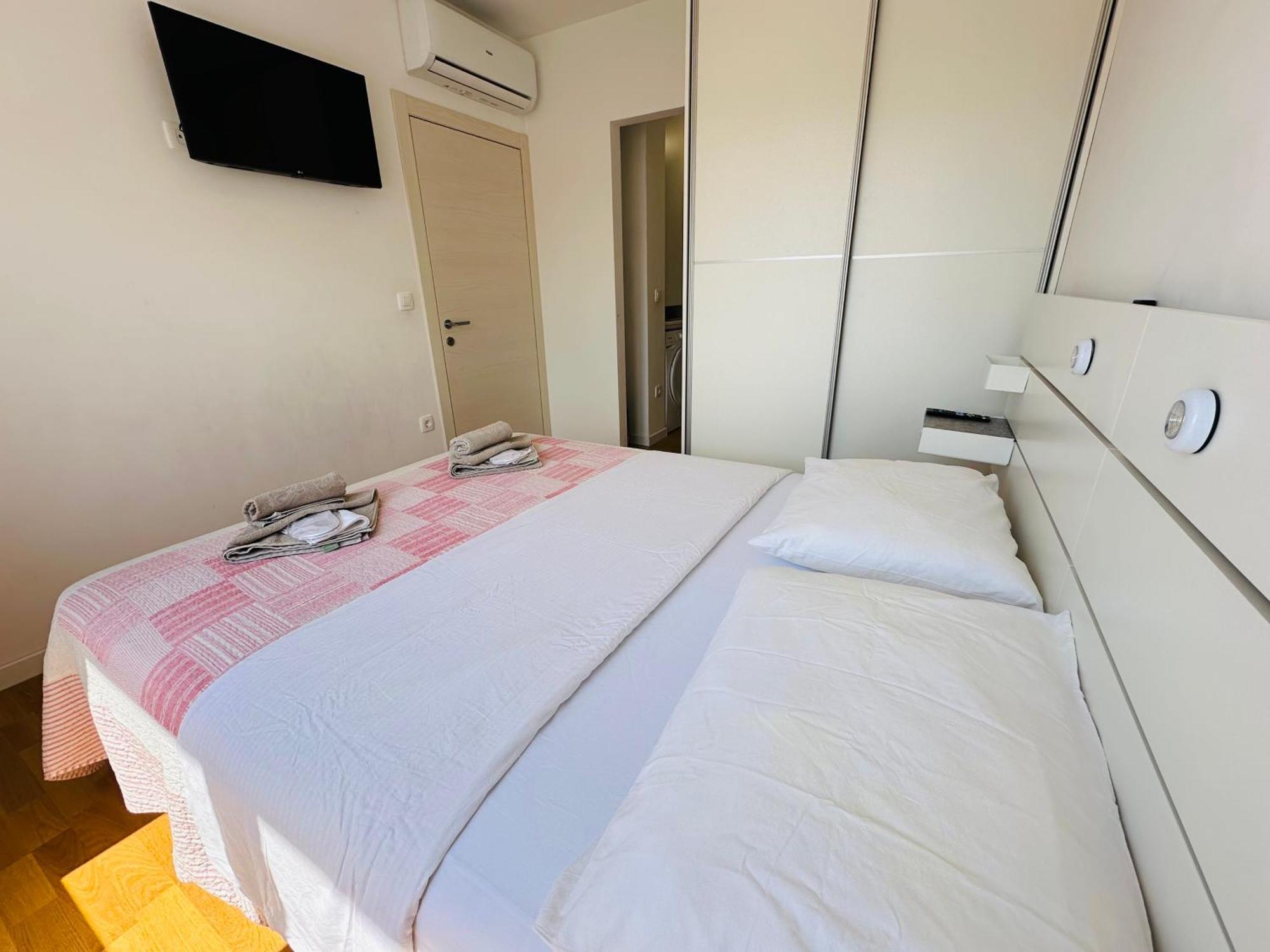 Apartment King With Private Parking ザダル エクステリア 写真